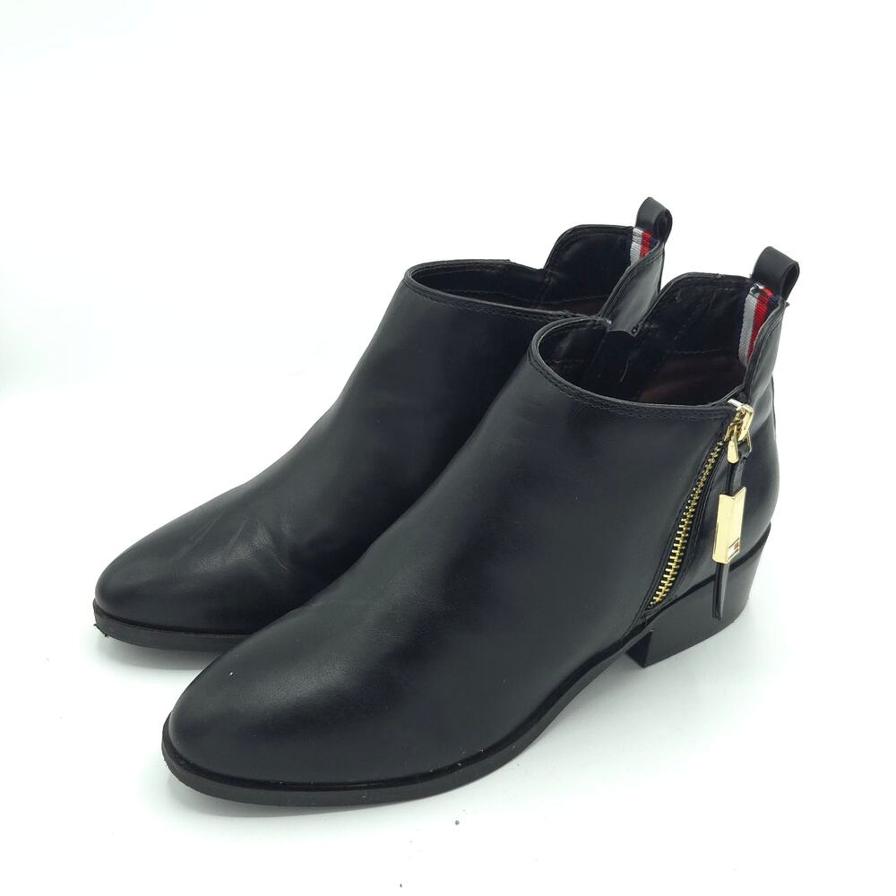 Tommy Hilfiger Wright2 Women's Size 5.5 Black Booties Boots Gold Zipper Leather